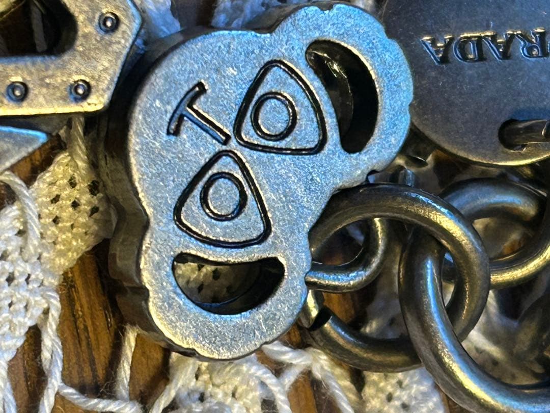 PRADA クマ　ロボットキーチャーム　キーホルダー