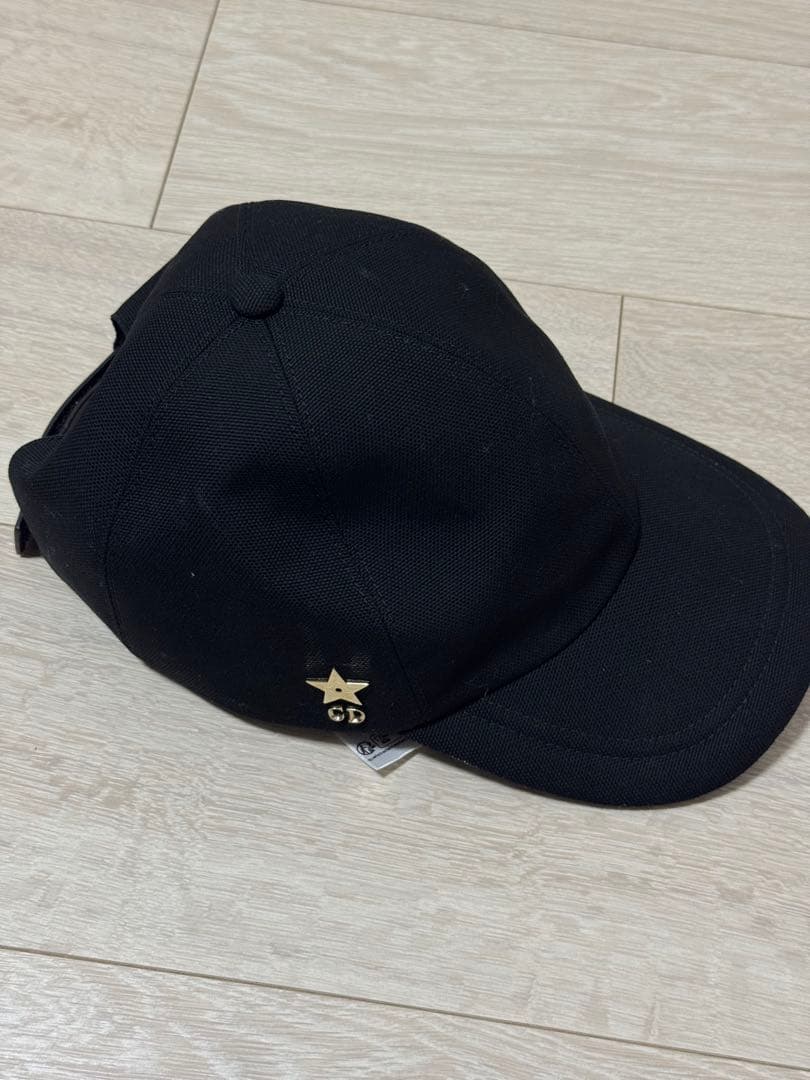 早いもの勝ち！クリスチャン・ディオール　キャップ