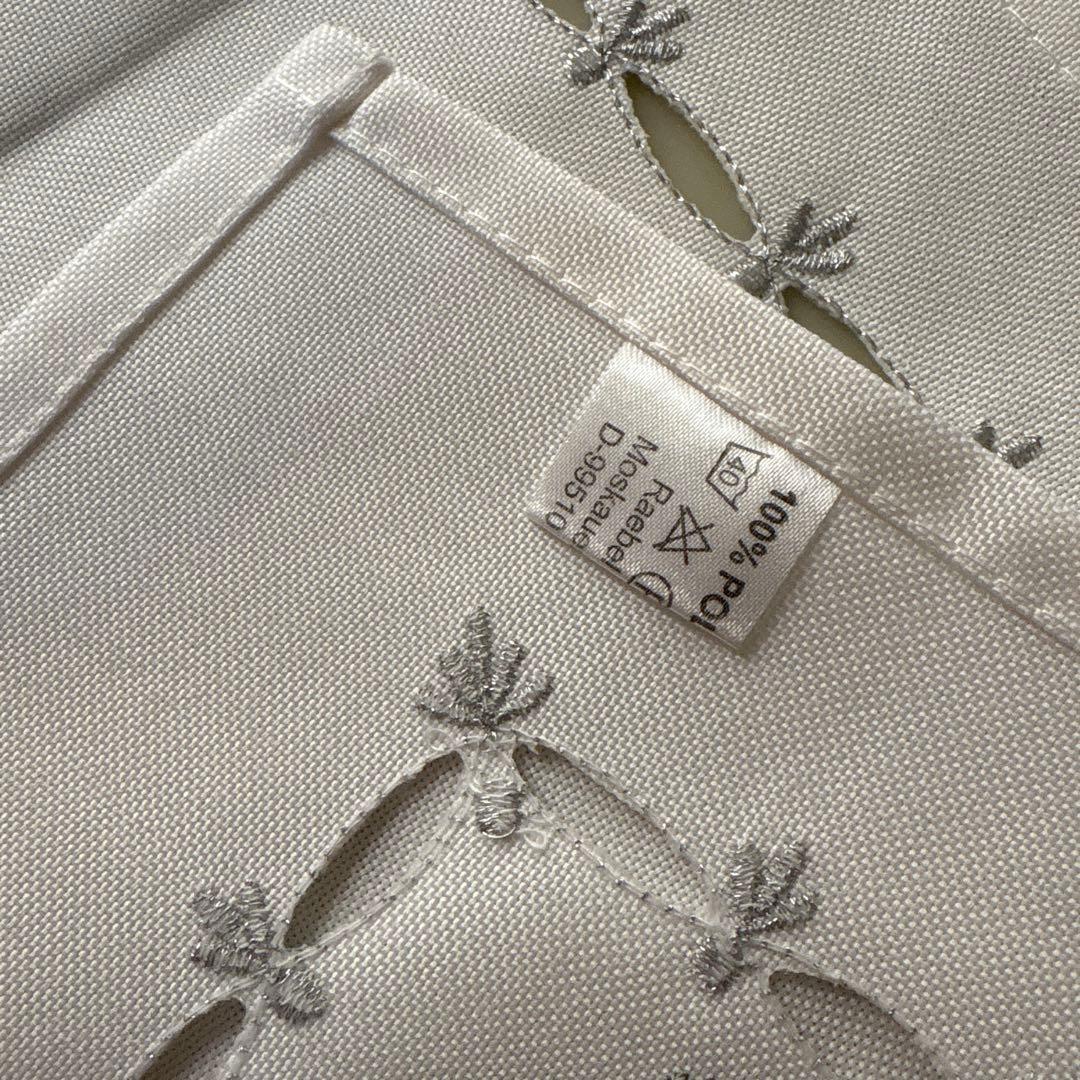 新品未使用品　フランス　テーブルクロス　うさぎ　Pâques イースター