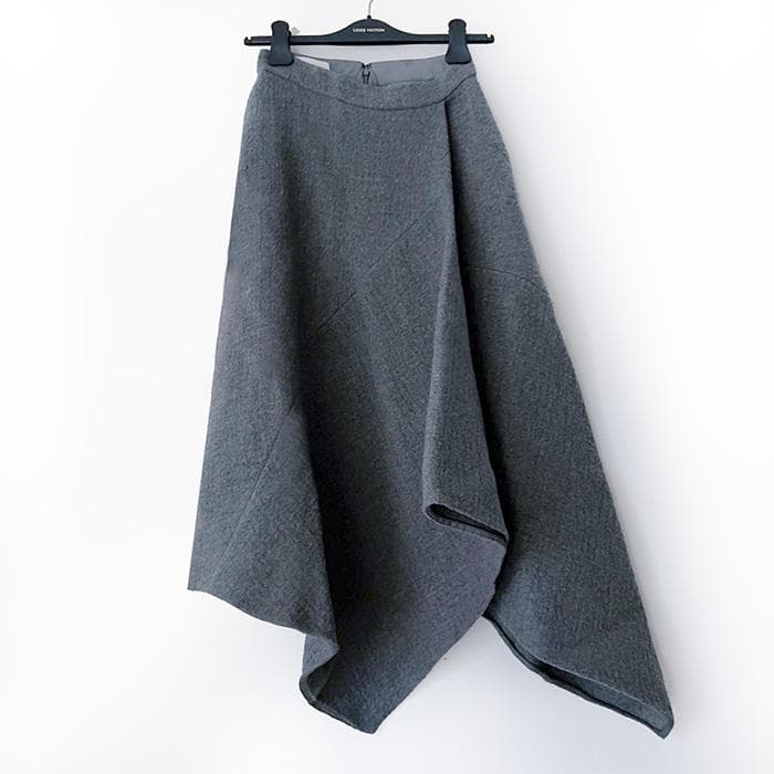 a*♡様 ステラマッカートニーのロングスカート　アシンメトリー　マキシ丈