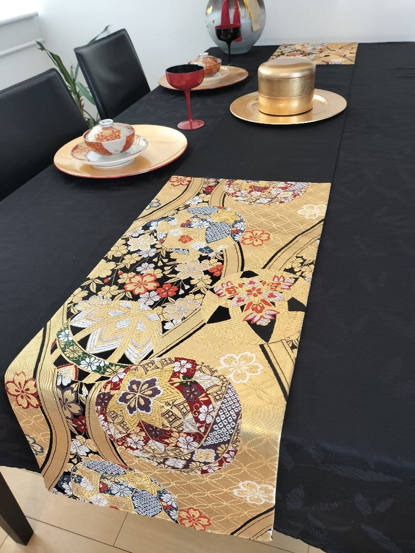 A751高級‼️ひな祭り‼️手毬‼️袋帯テーブルランナー2m19cm