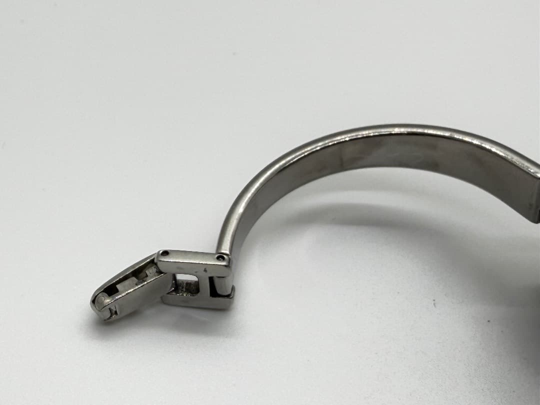 【保付・新品電池】GUCCI 1400L グッチ バングル レディース腕時計