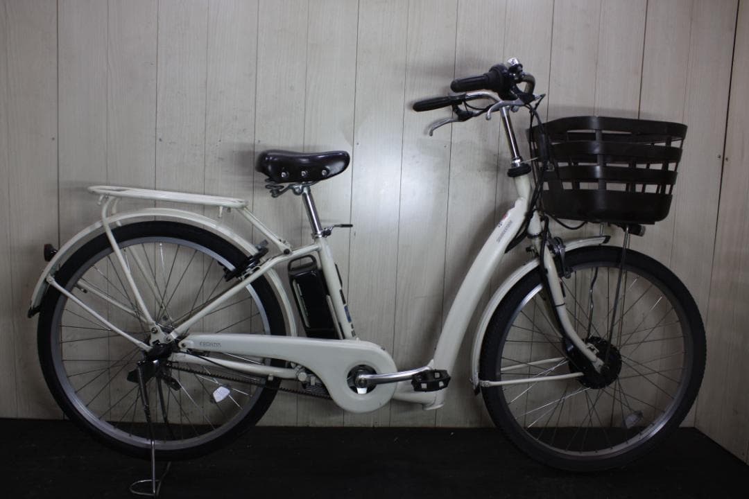 ホワイト 電動アシスト自転車 前カゴ付き