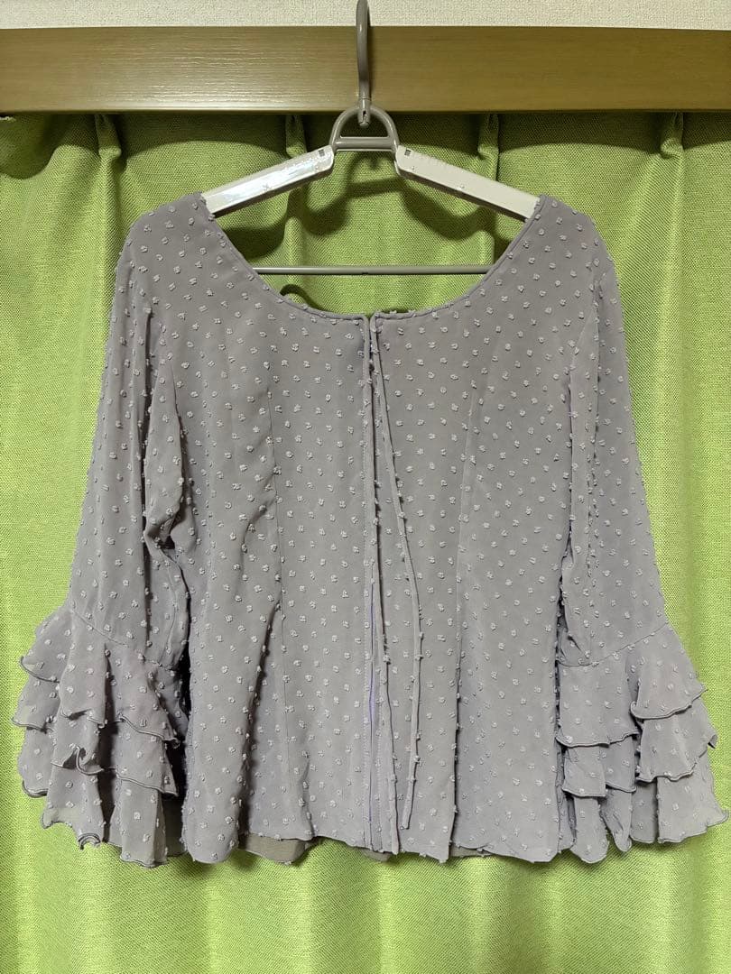 フラメンコ衣装　トップス　ブラウス　 ライトグレー　立体水玉生地　Lサイズ