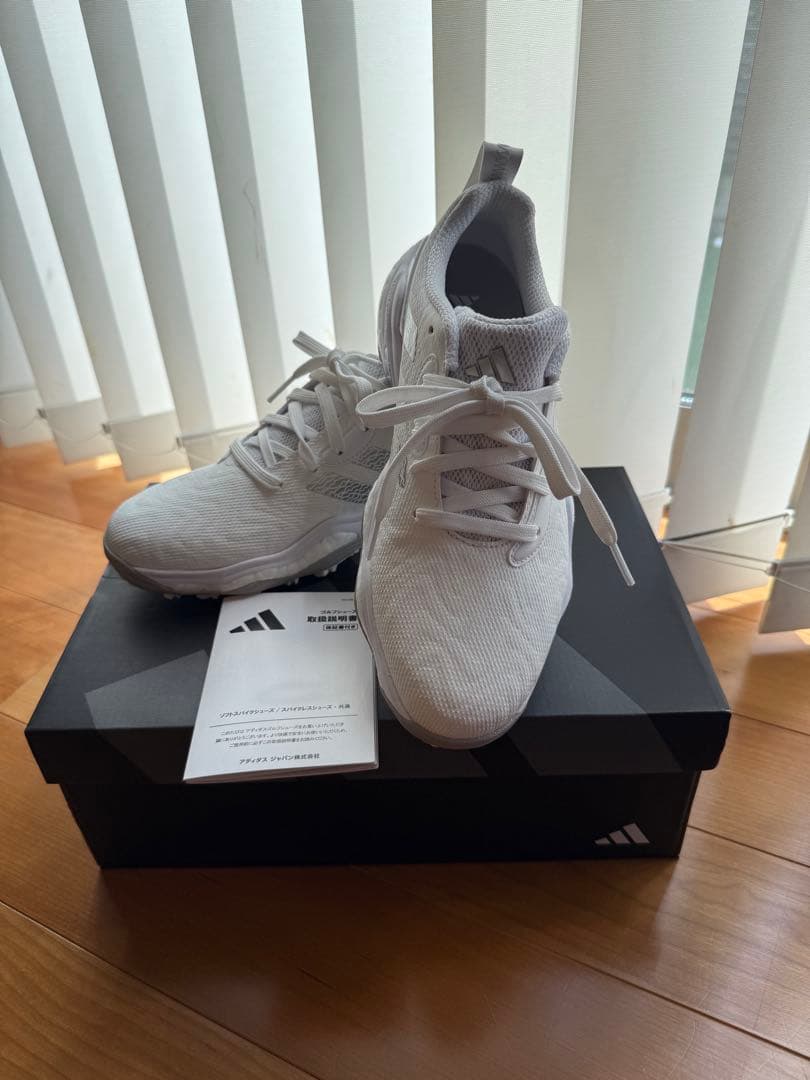 新品❗️コードカオス25 ♡ adidas ゴルフシューズ ホワイト 24cm