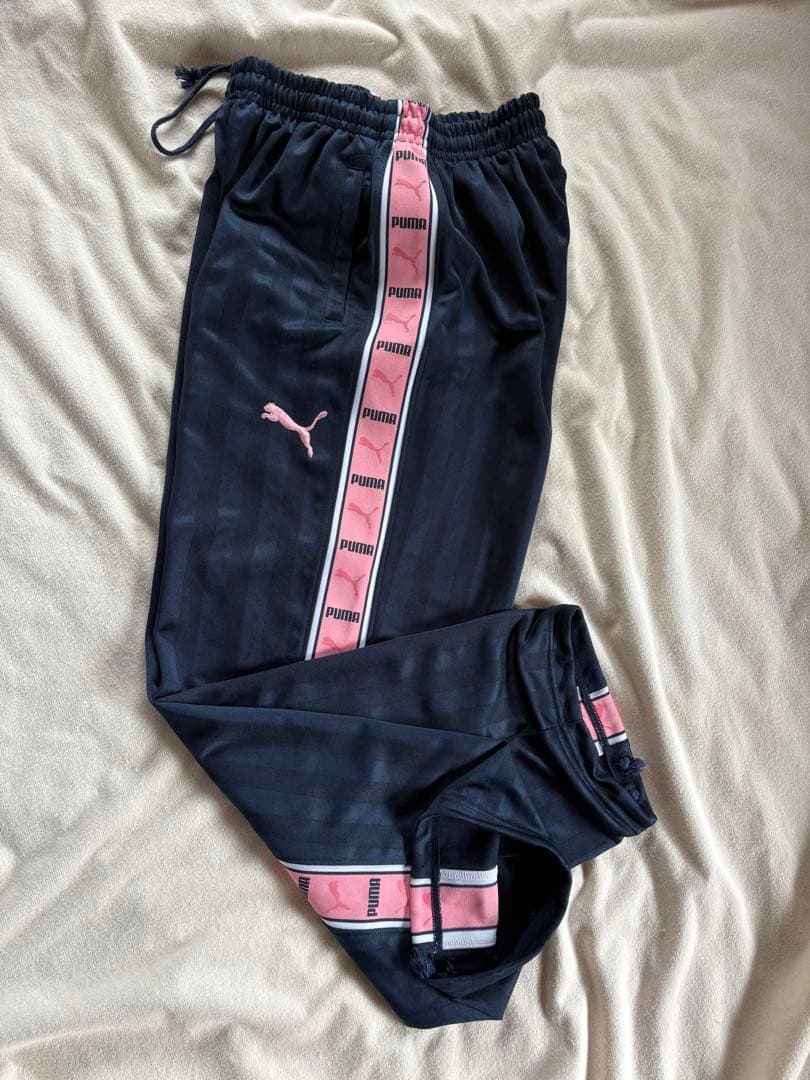 PUMA ピンク ジャージ　上下セット　Ｙ２Ｋ　平成ファッション