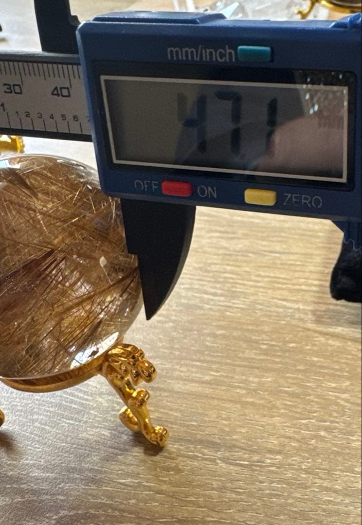 【極上品】ゴールドルチルスフィア 丸玉　ガーデン共生　約4.7cm