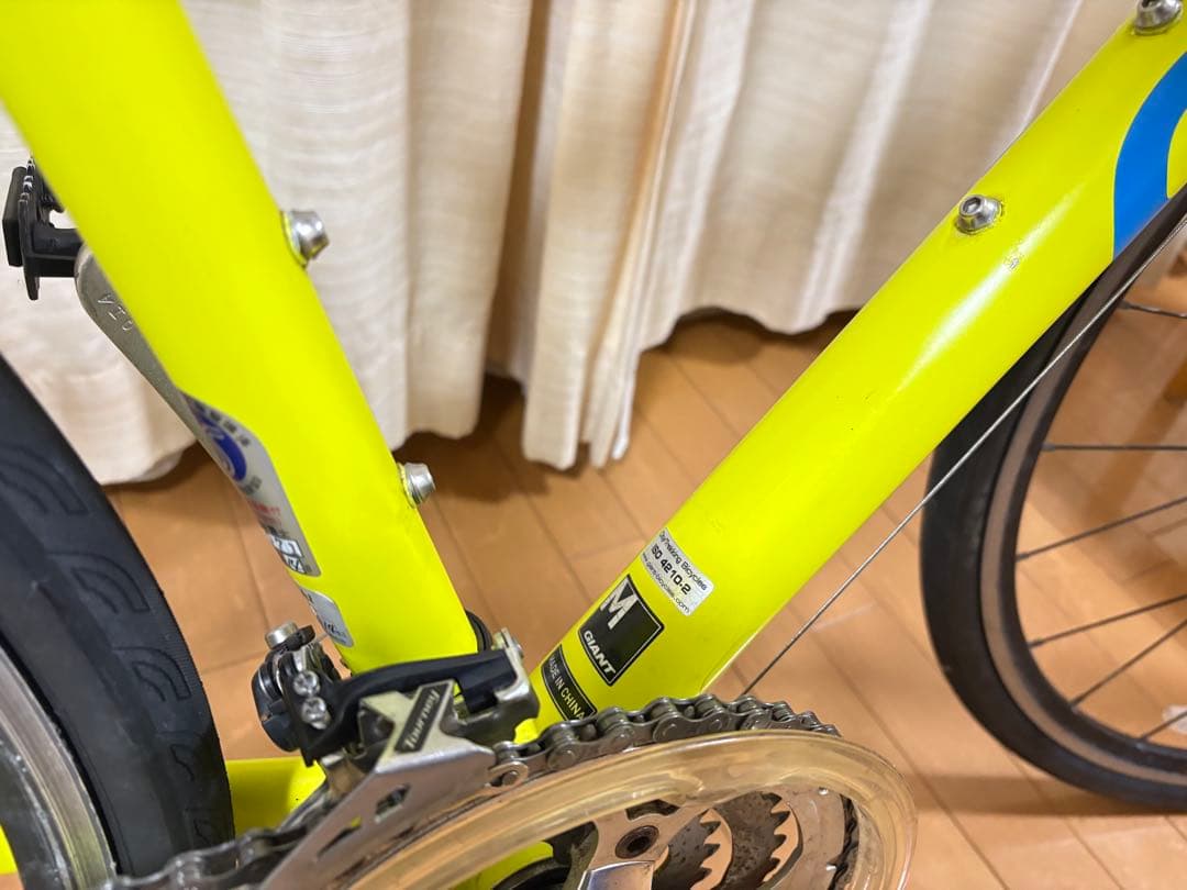 GIANT クロスバイク 直接引渡し限定/横浜及び近隣には無料お届け可能