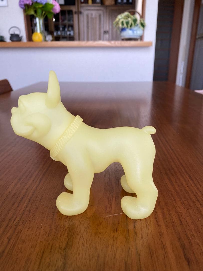 MEDICOM TOY ×NEIGHBORHOOD 犬のフィギュア 溜光素材