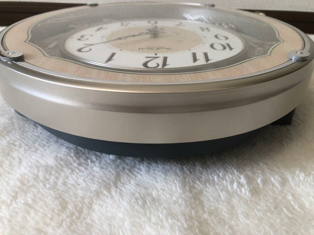 【美品】リズムRHYTHM 電波掛時計　スモールワールドクラッセ