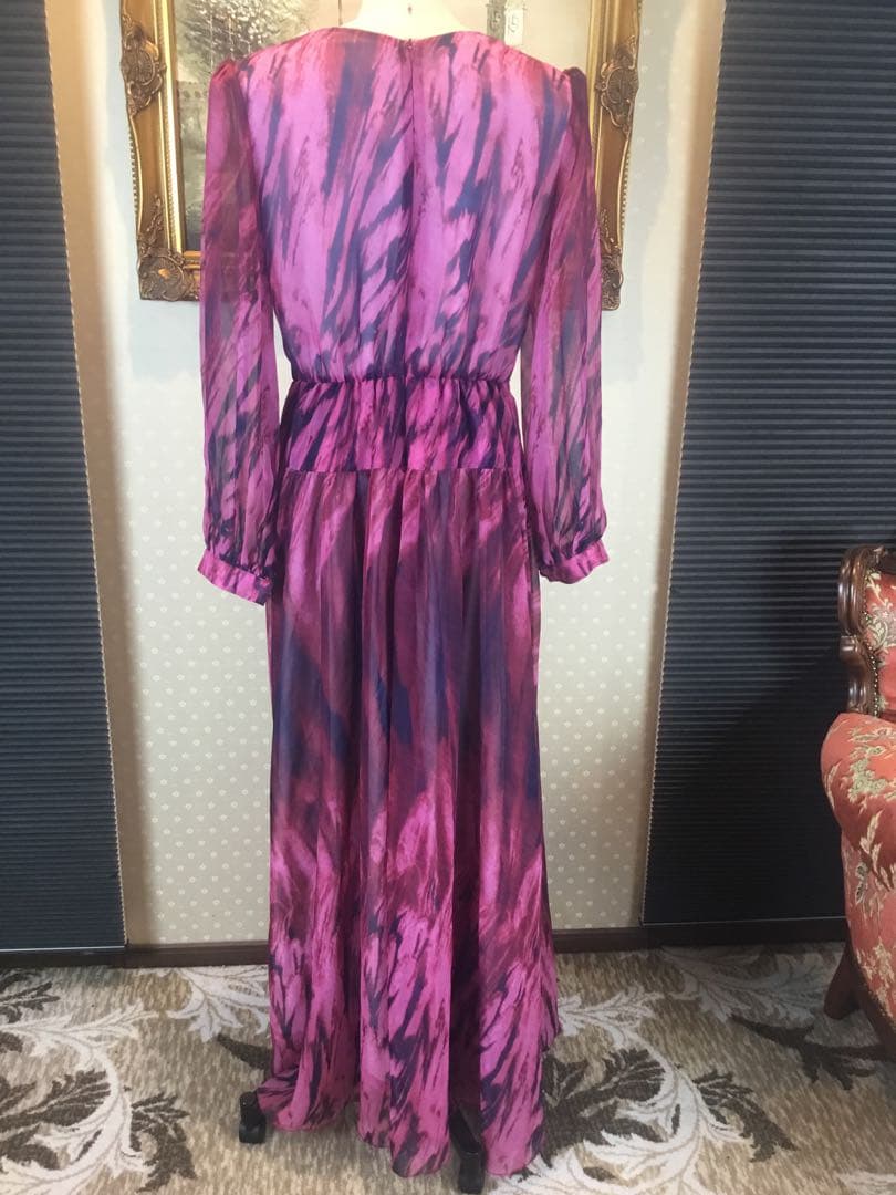 新品☆ ロングワンピース