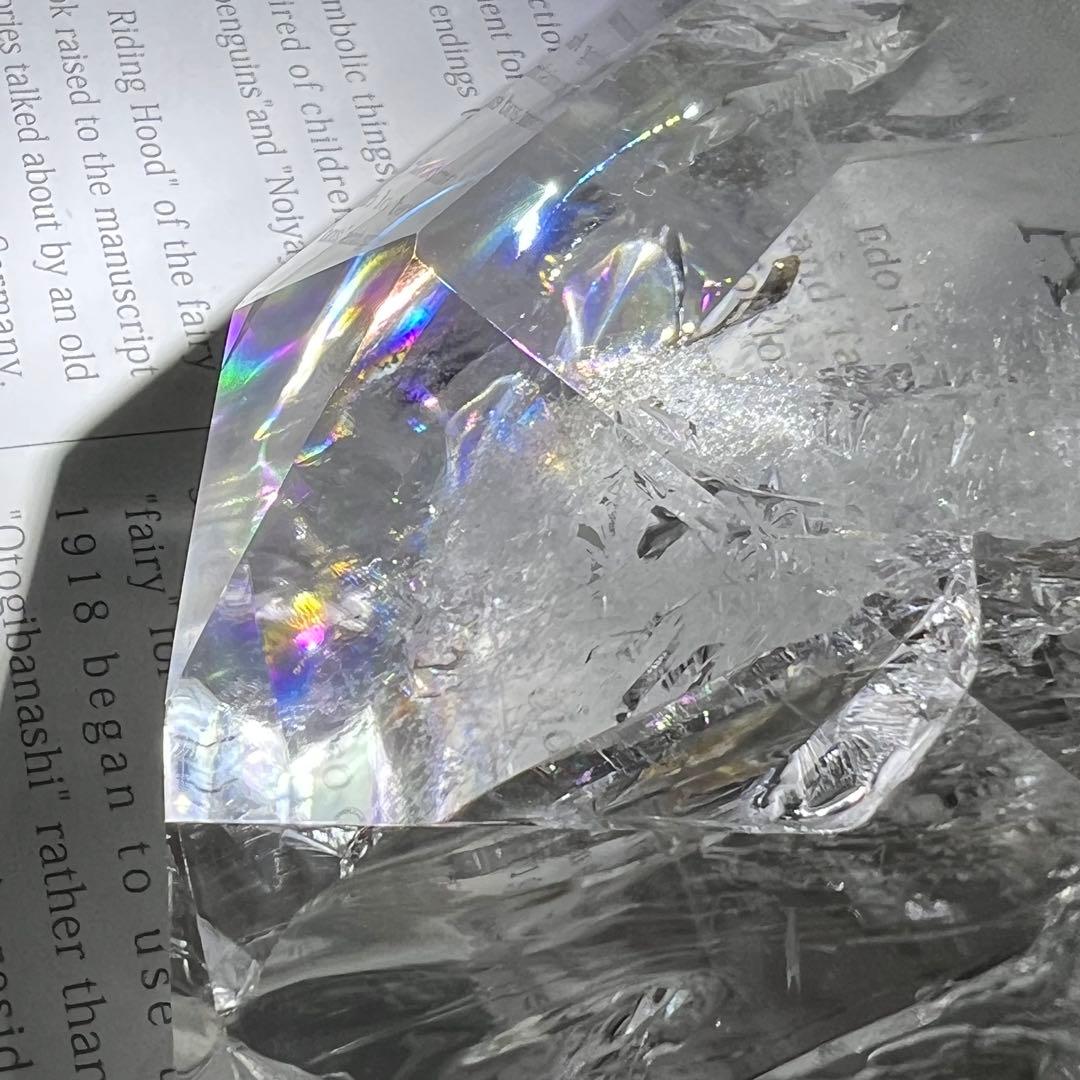 ✳✨究極の激凄超逸品❗✨極上超高透明度とレインボー✨虹入り 水晶 六角柱 天然石