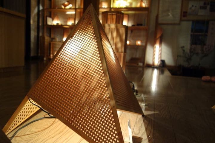 【美品】照明　床置き型　木のあかり　（値引き対応可）