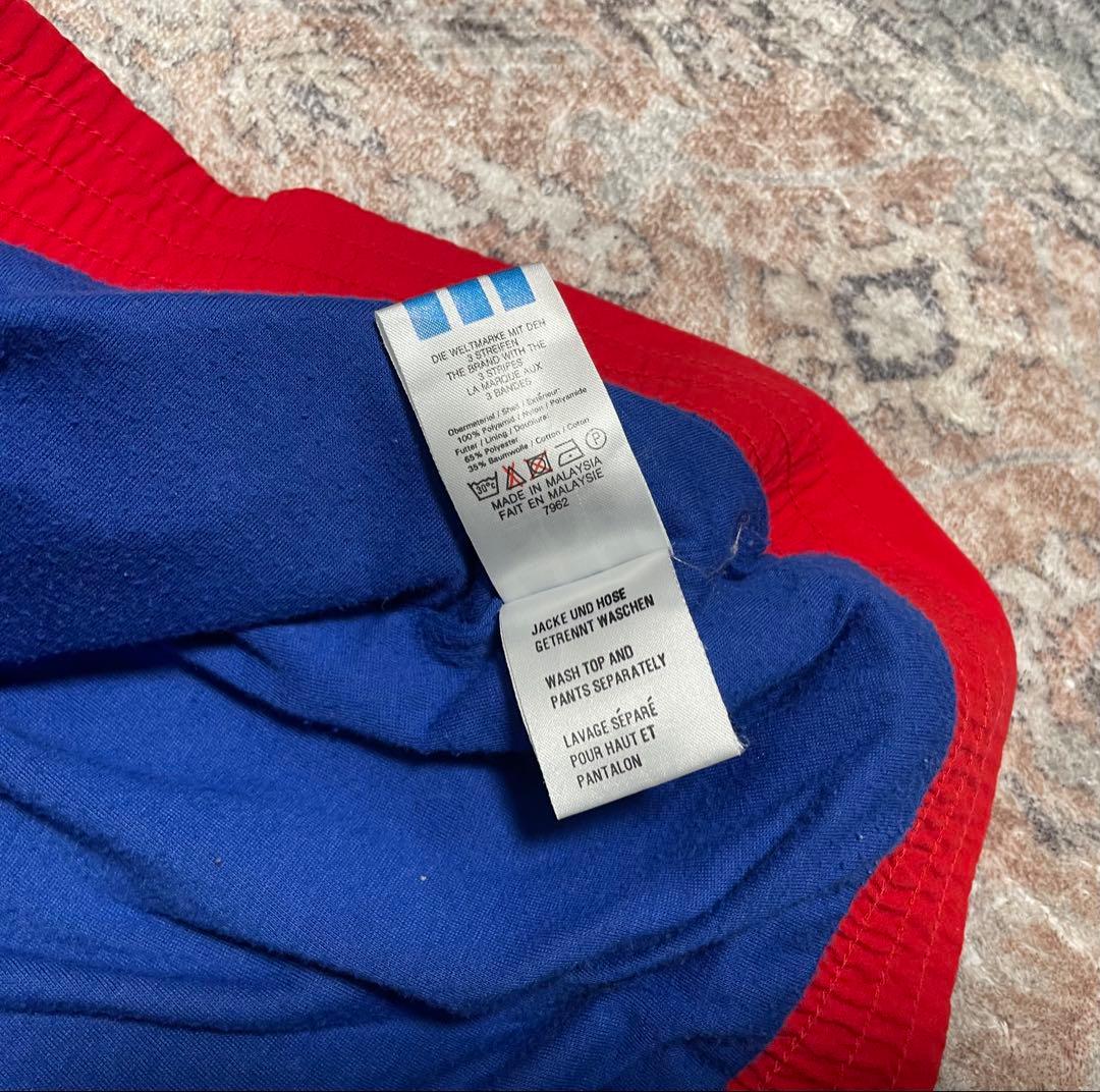 アディダス 銀タグ 万国旗タグ バイエルンミュンヘン 90s シェルジャケット