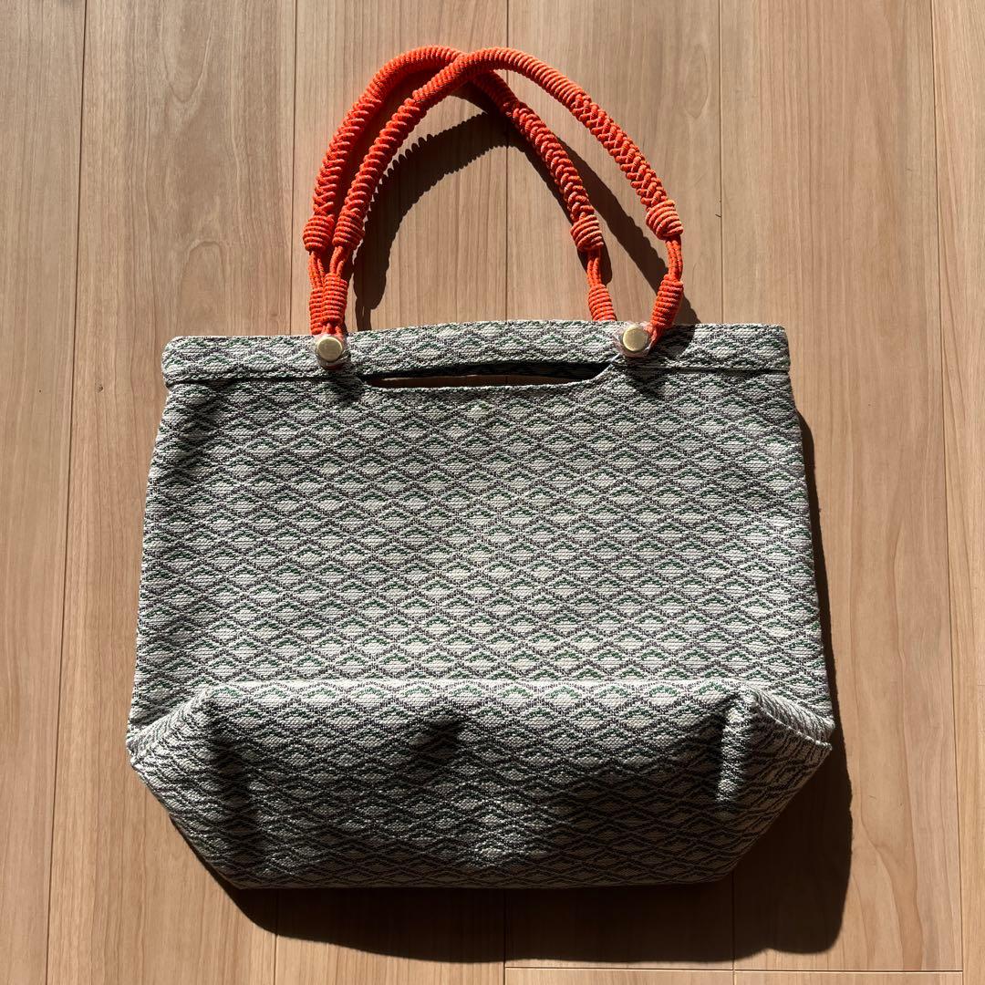 マニウノ　トートバッグ