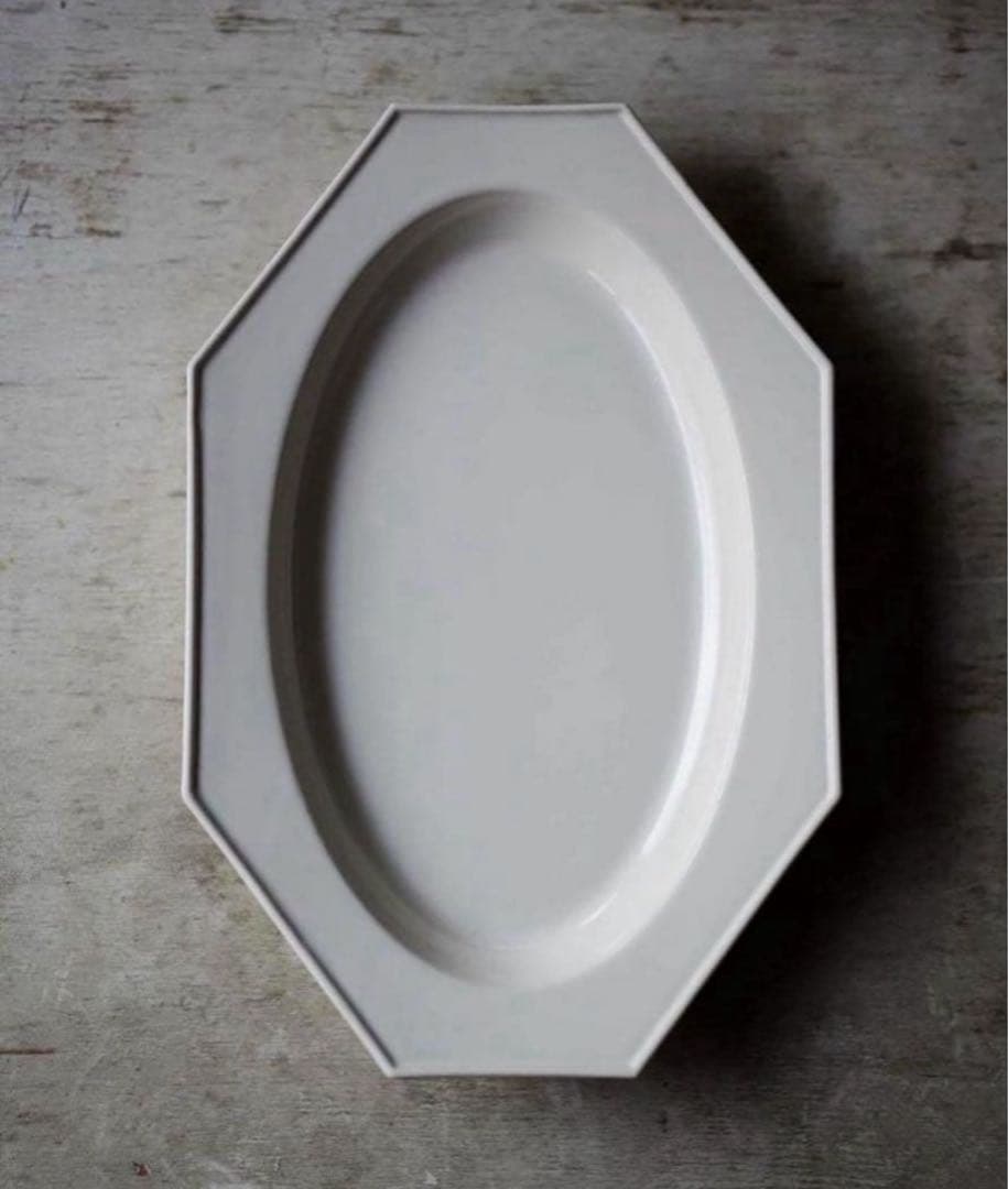 石川隆児　オーバルオクトゴナル　白