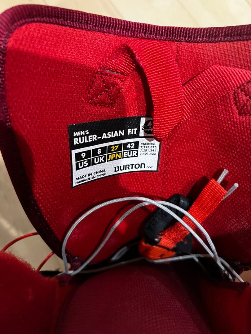 Burton スノーブーツ赤