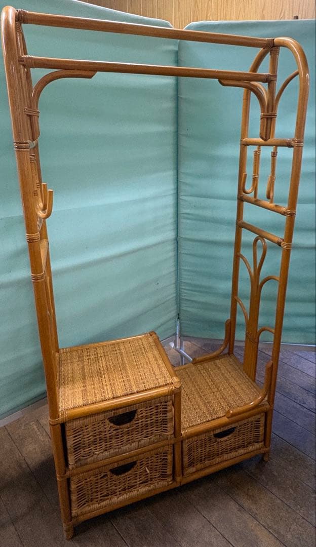 ラタン　シェルフ ハンガーラック　収納ラック　籐