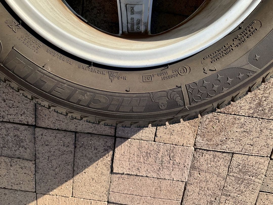 ミシュラン スタッドレスタイヤ 15インチ フォルクスワーゲンホイール