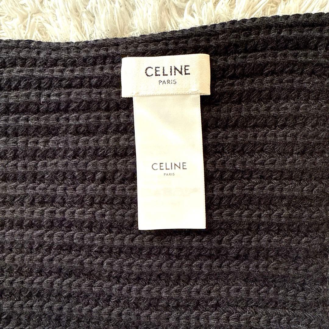 セリーヌ　マフラー