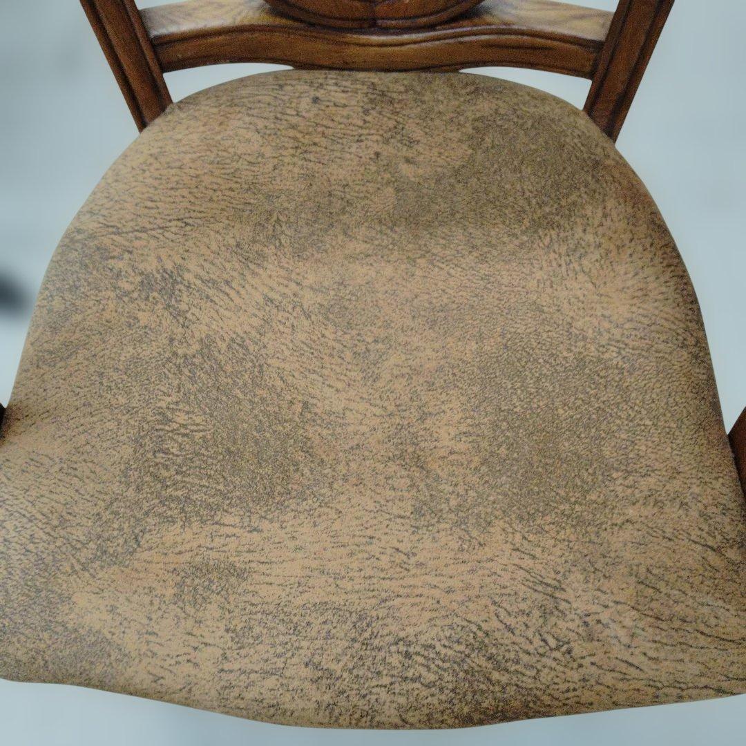 B クラシックスタイル 木製アームチェア ヴィンテージ アンティーク家具