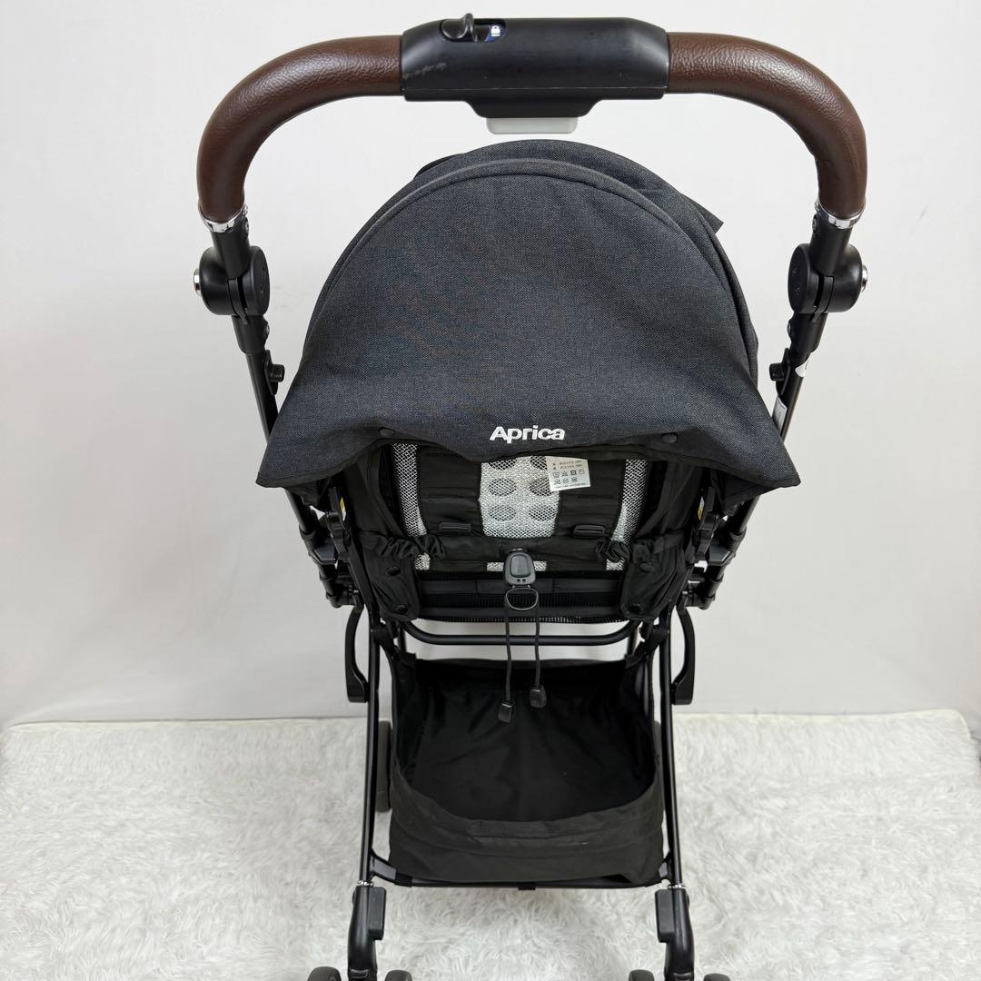 「美品」aprica アップリカ　ラクーナ　クッション　フリー　プラス