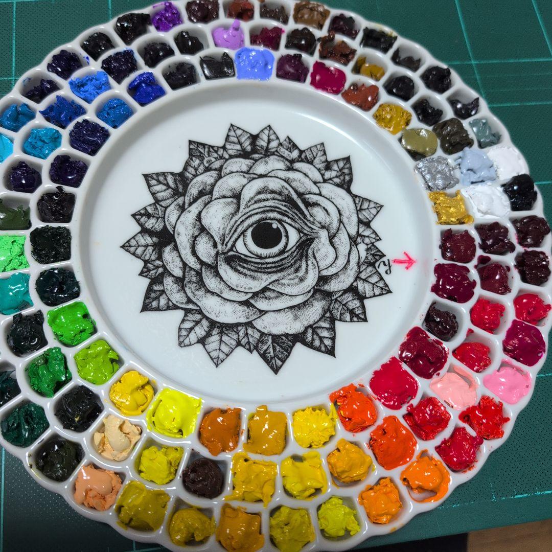 お値下げしました!!ヒグチユウコ、ホルベインコラボ透明水彩絵の具１０８色です。