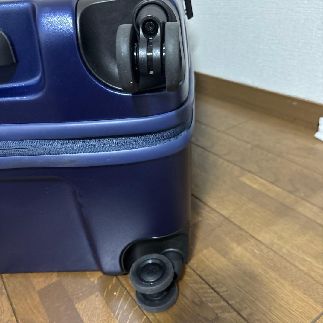 未使用　LOJEL ネイビー キャリケース