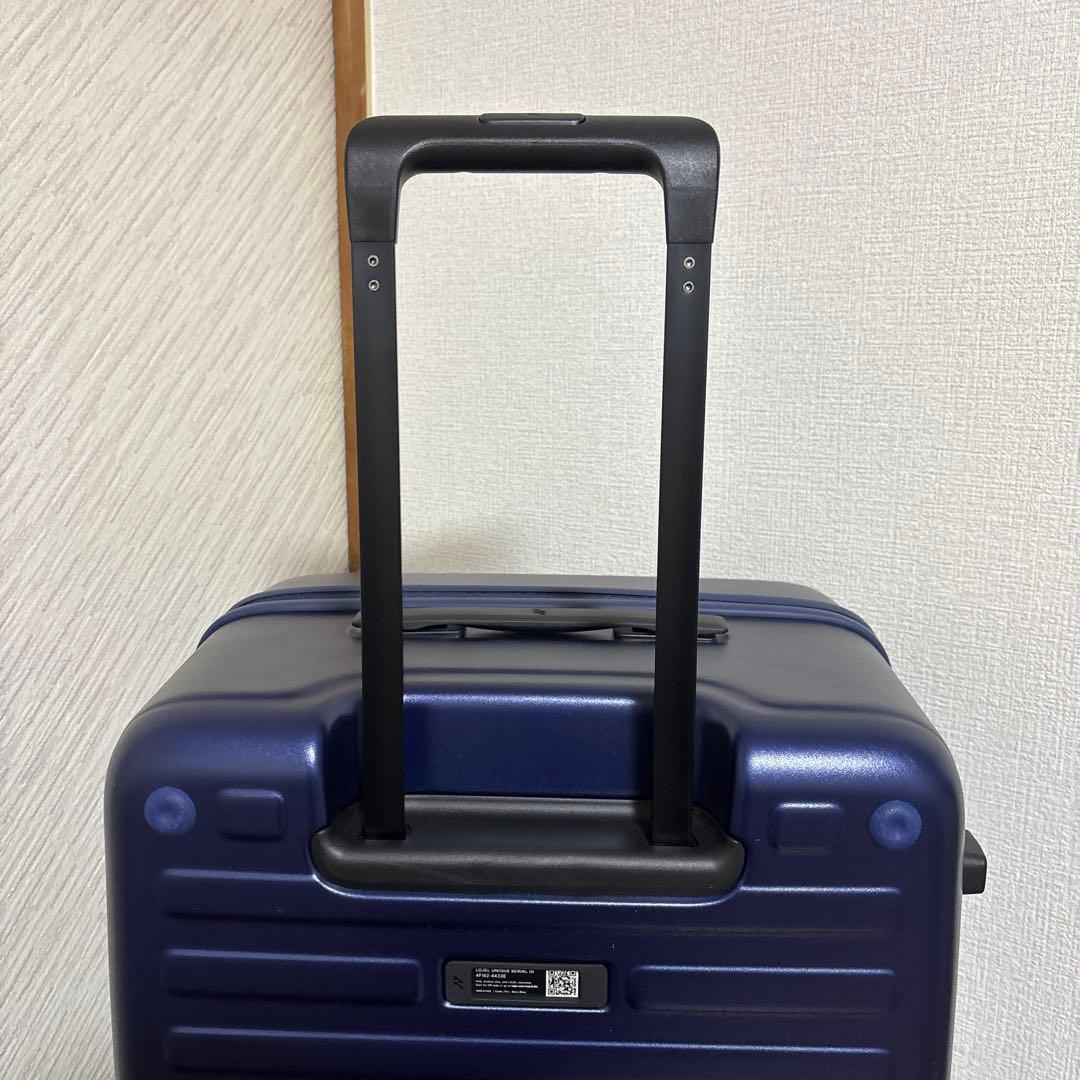 未使用　LOJEL ネイビー キャリケース