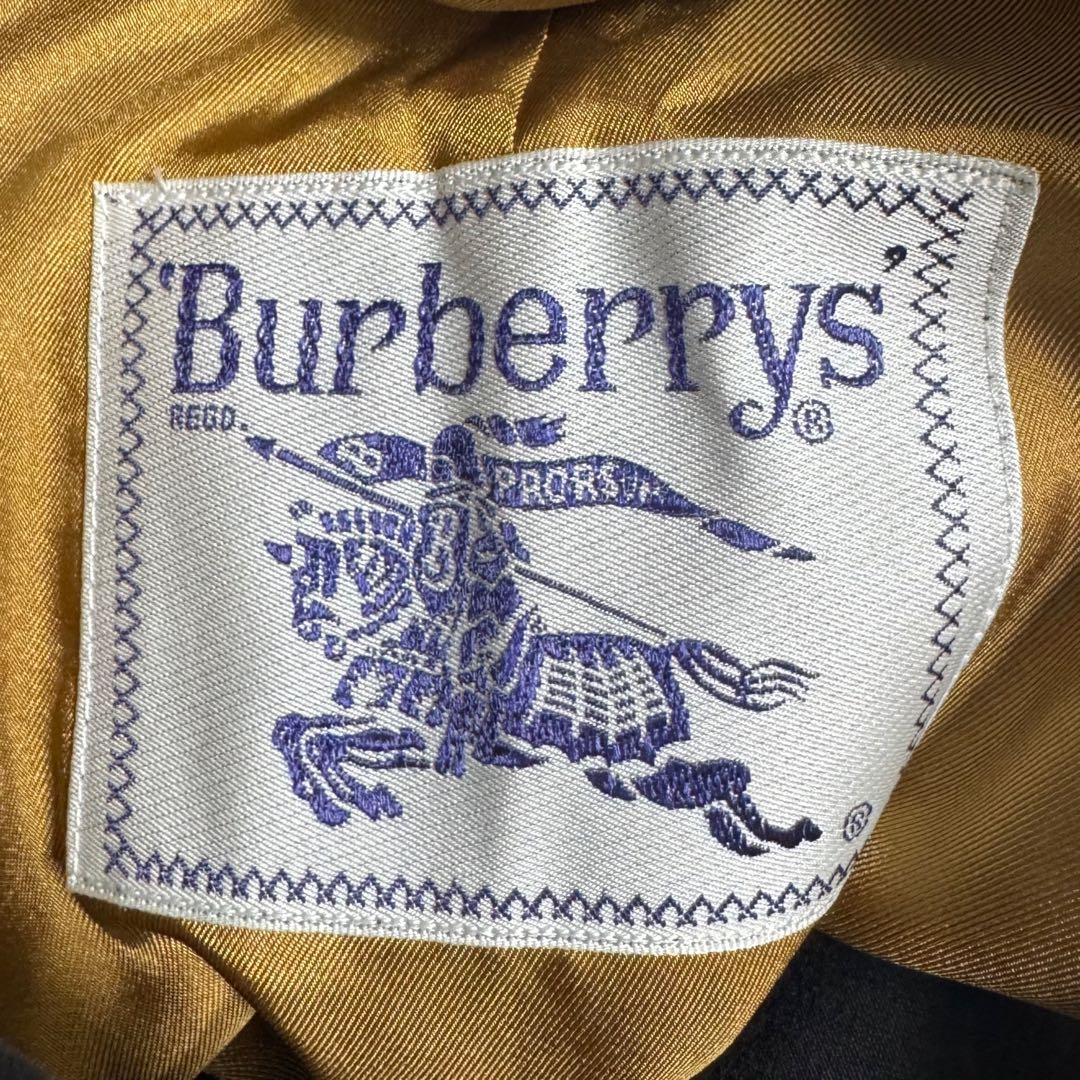 Burberrys バーバリー ケープ付きトレンチコート ブラック B10