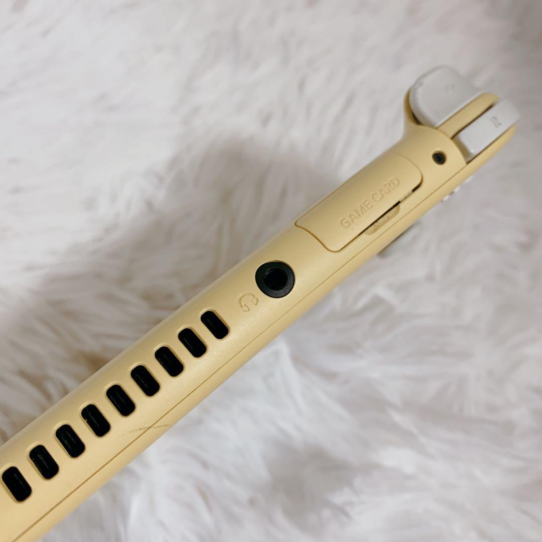 ニンテンドースイッチライト イエロー 任天堂 HDH-001 Switch