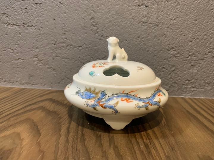 人間国宝　十二代柿右衛門　平形　香炉