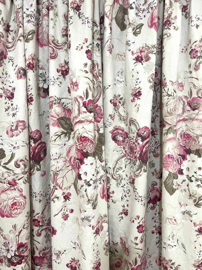 ローラアシュレイ カーテン