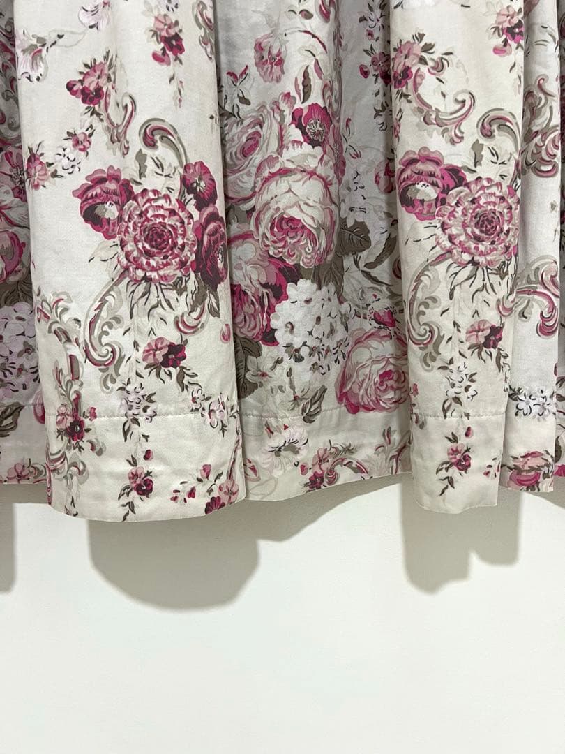 ローラアシュレイ カーテン