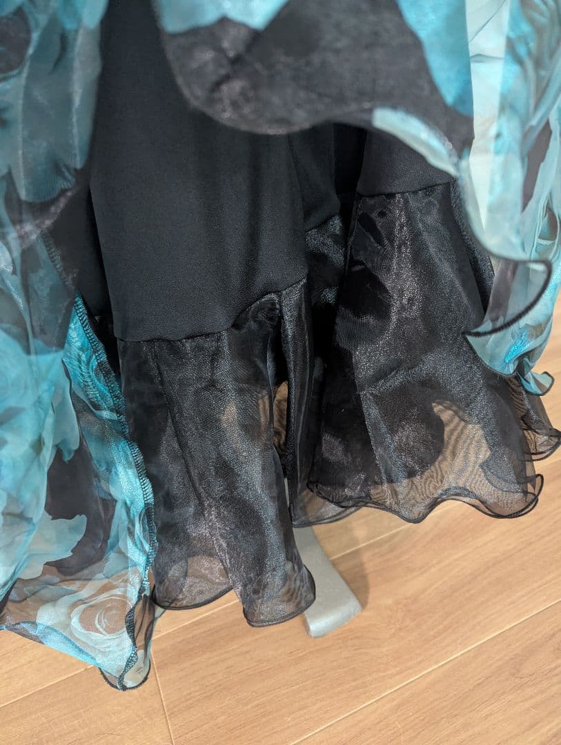 社交ダンス用黒と青のバラ模様ドレス　L タグ付き