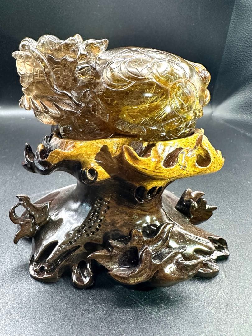 ルチルクォーツ　置物　ロングイ