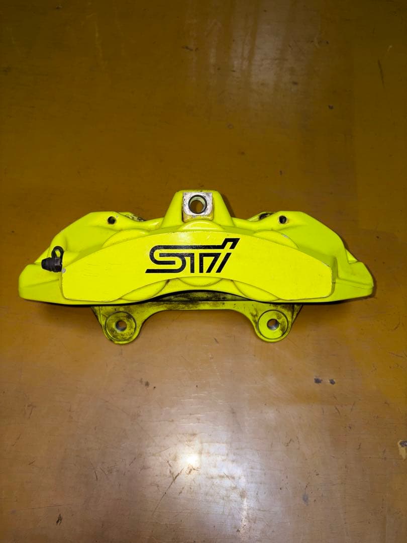 飛*豚様 スバル　WRX STI VAB 後期 F左ブレーキキャリパー