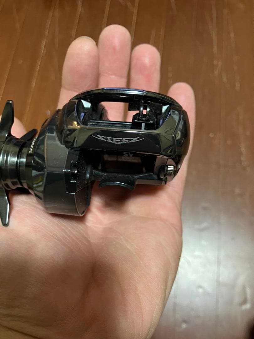 ダイワ　24スティーズsvtw100XH 右巻き