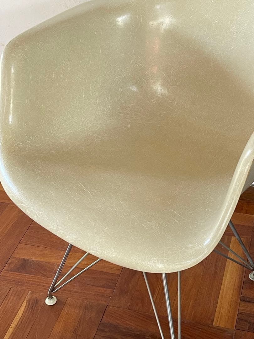 ハーマンミラー ヴィンテージ イームズ アーム シェルチェア エッフェル ベース