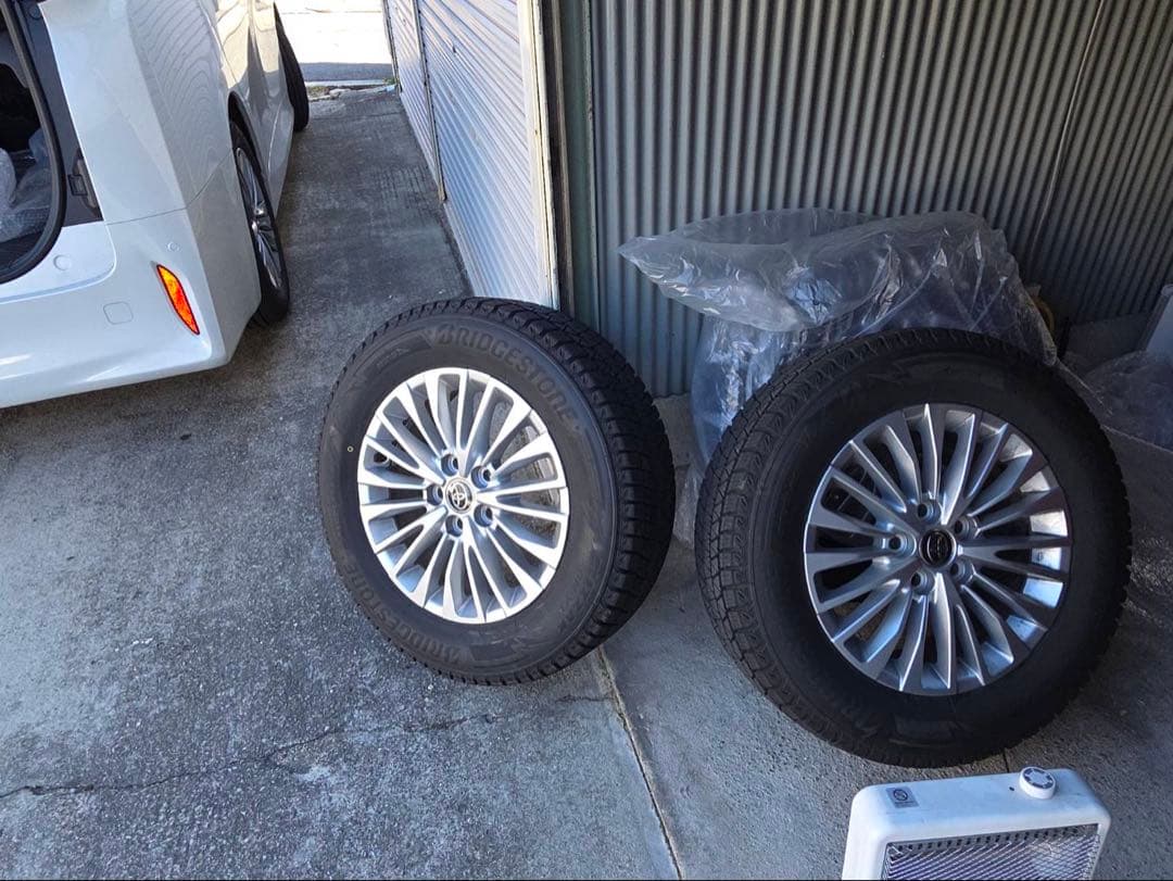 アルファード40系17インチ純正ホイール 冬用タイヤセット