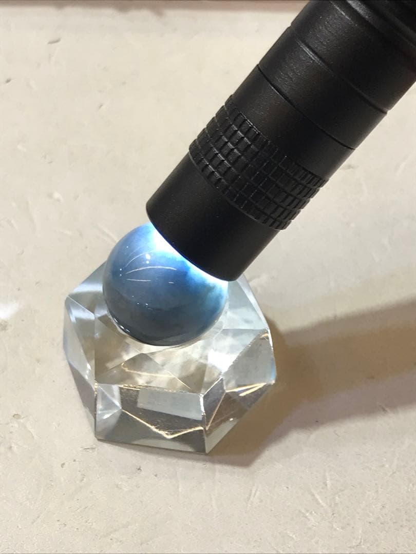 超希少糸魚川コン沢青翡翠丸玉15.4mm