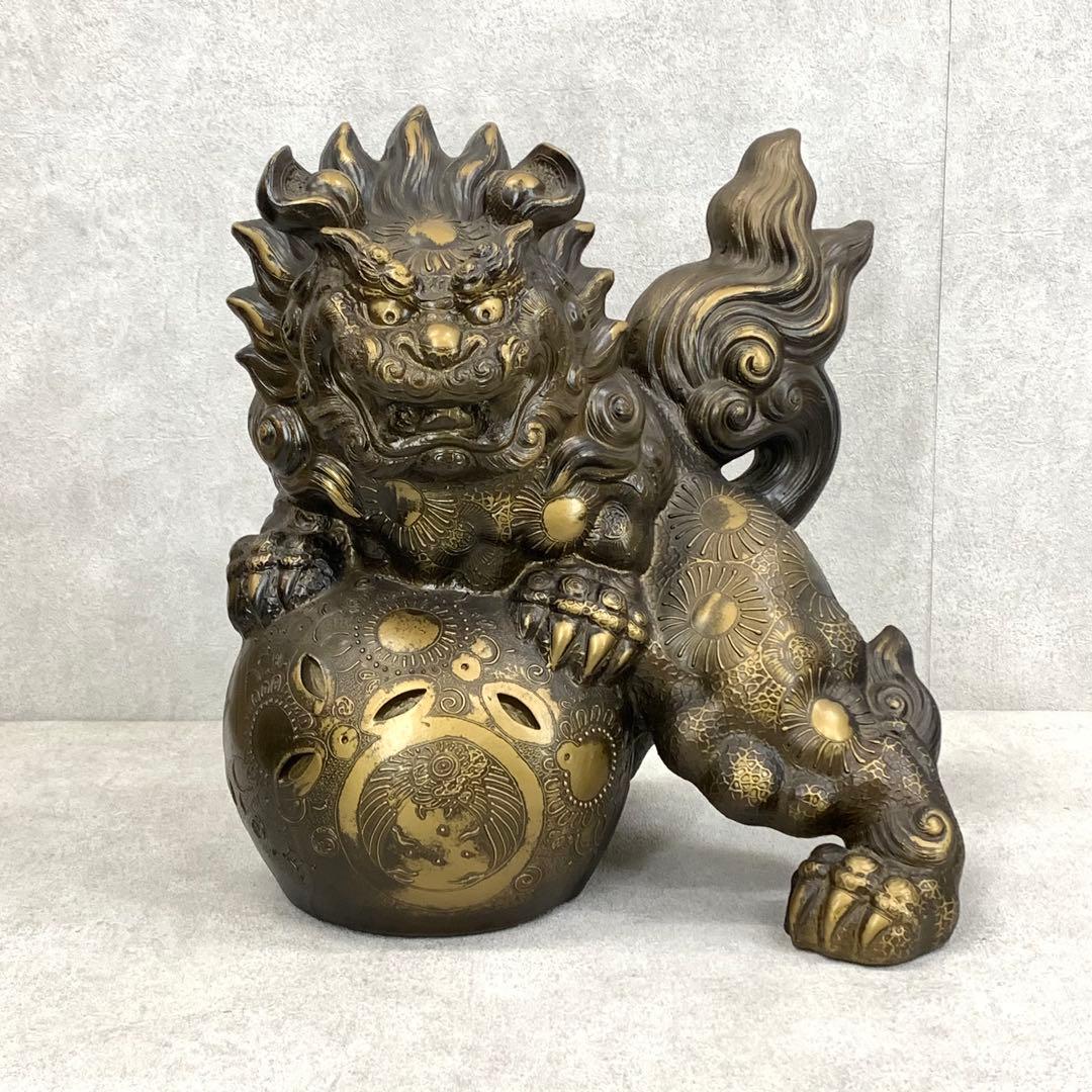 玉乗り 獅子 高さ38cm ゴールド 縁起物 招福 魔除け