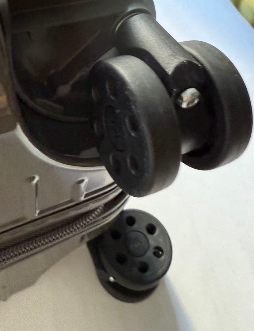 RIMOWA エッセンシャル キャビン　グレー