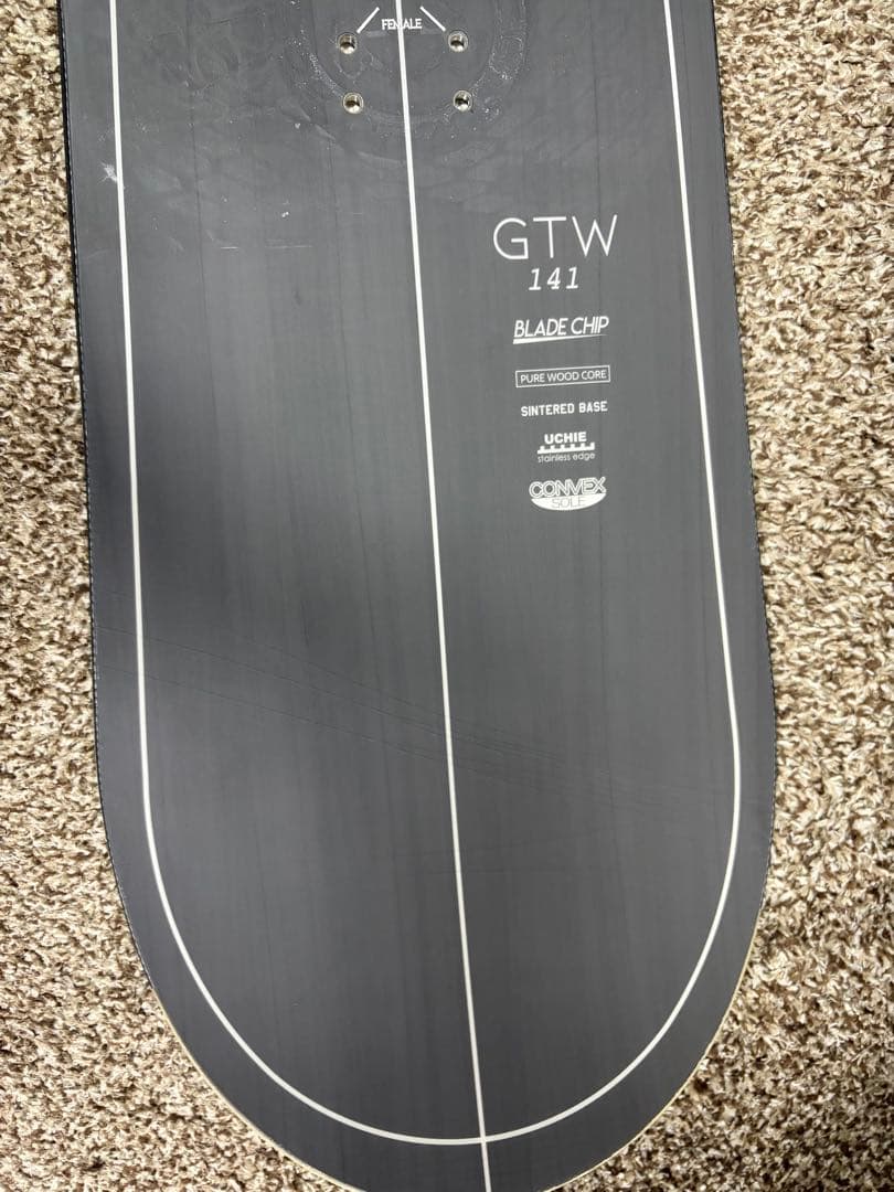 r*a様 SABRINA サブリナ　GTW 141cm スノーボード