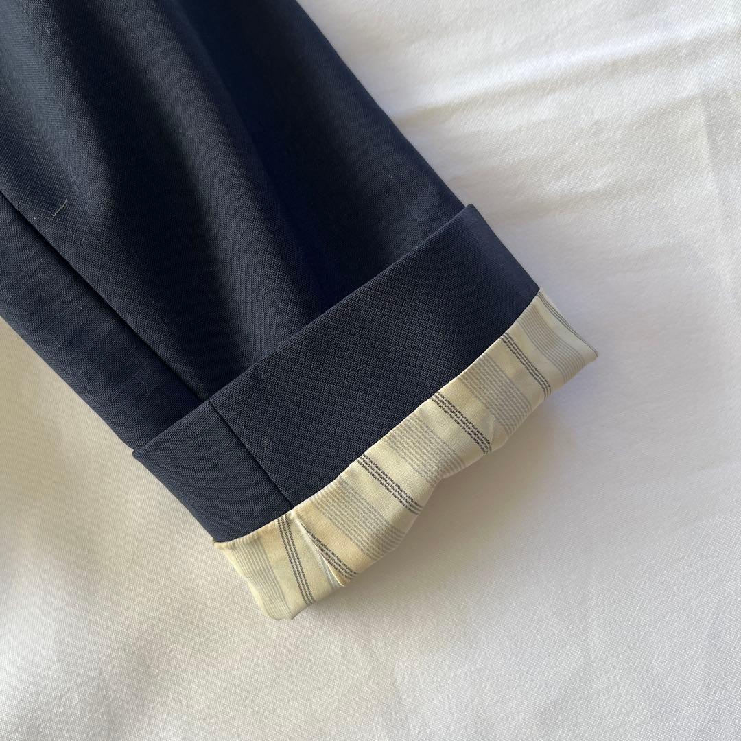 theory セオリー　ネイビーノーカラー パンツスーツ　サイズ0