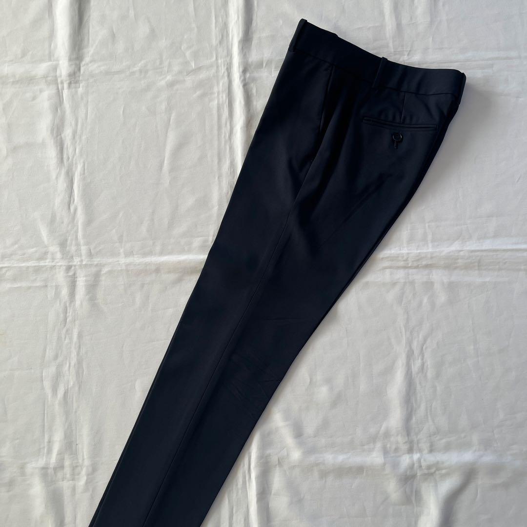 theory セオリー　ネイビーノーカラー パンツスーツ　サイズ0