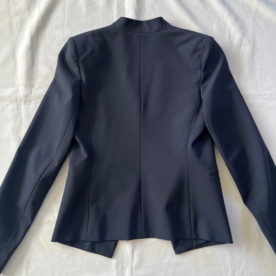 theory セオリー　ネイビーノーカラー パンツスーツ　サイズ0