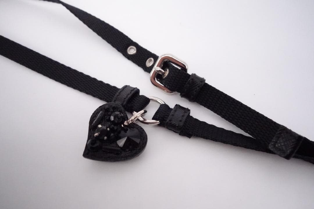 PRADA プラダ ハートチャームネックストラップ NERO ブラック 黒