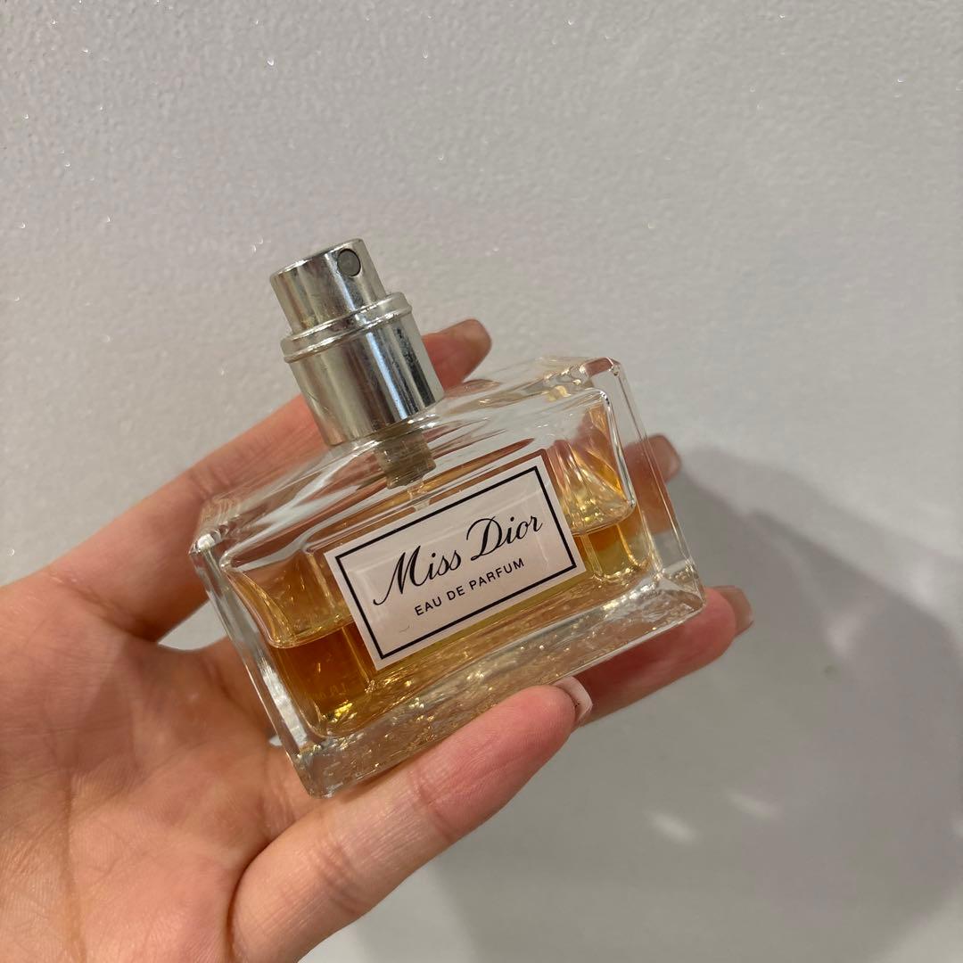 Miss Dior Eau de Parfum スティックフレグランス香水