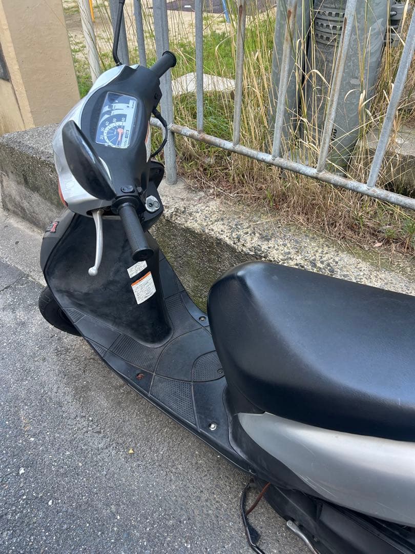 格安！　大阪府　スズキレッツ2 早めに購入してくれる方お値段お下げします！